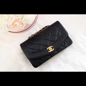 ❌RESERVED❌ Chanel Diana Small Lambskin w/ 24k ghw
